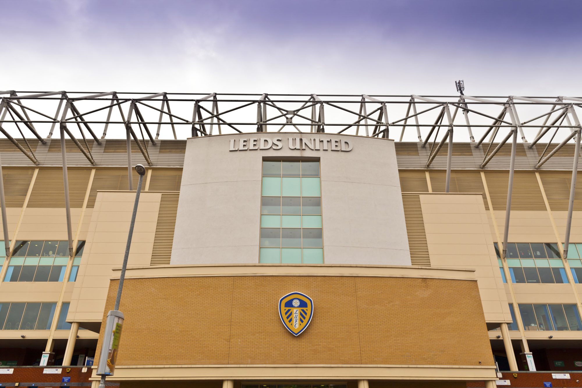 leeds united stadium